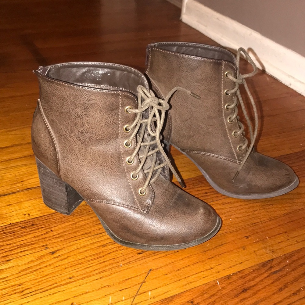 Brown Booties. - image 3
